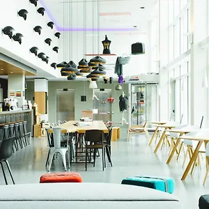 Hotell Moxy Milan Malpensa Airport
